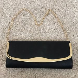 Aldo clutch